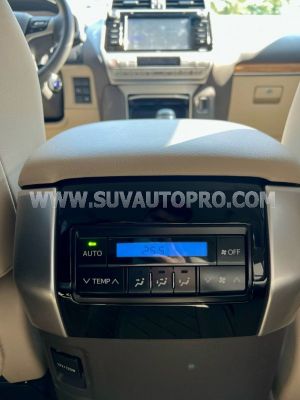 Xe Toyota Prado VX 2.7L 2020