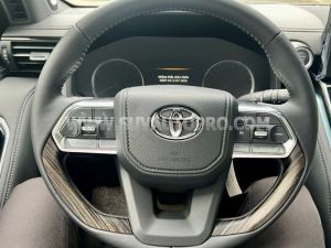 Xe Toyota Land Cruiser 3.5 V6 2024