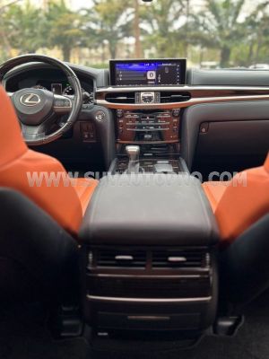 Xe Lexus LX 570 Super Sport 2020